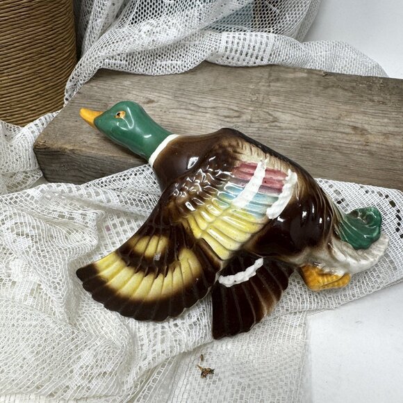 Vintage Japan Ceramic Flying Mallard Duck Wall Pocket Planter - Picture 7 of 7